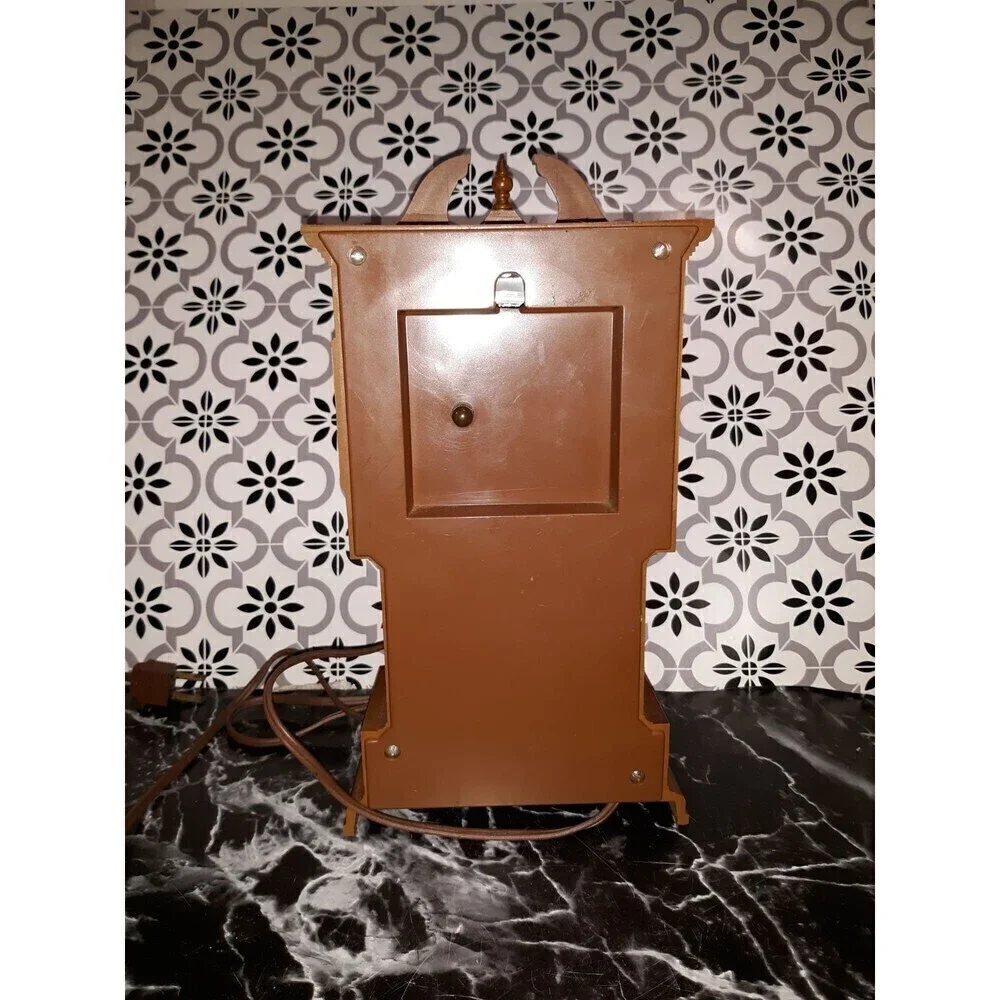Vintage Sunbeam farmhouse clock kitchen grandma